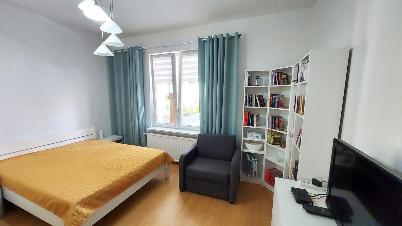 Appartement Apartament Blisko Morza Kolobrzeg-Podczele Extérieur photo